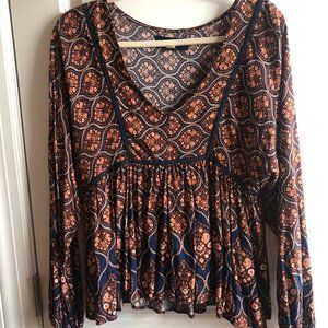 Blue Rain Paisley Long-Sleeve V-Neck top
